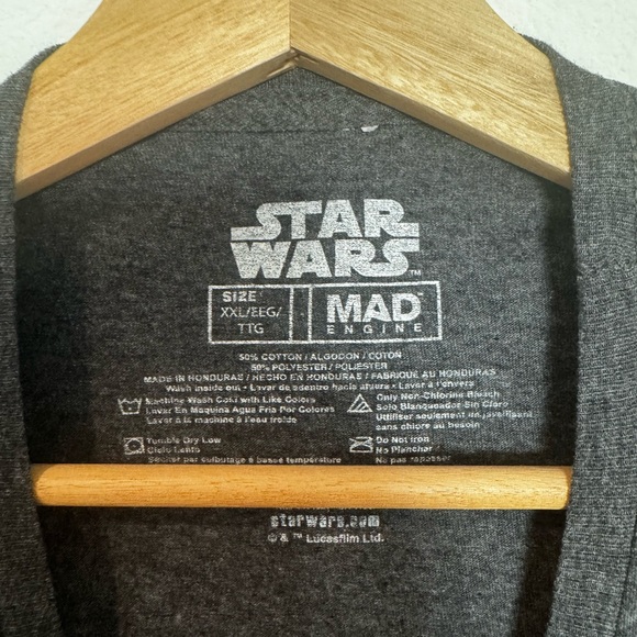 Xxl Star Wars Dark Gray T-Shirt Darth Vader walking a bot - Picture 3 of 4